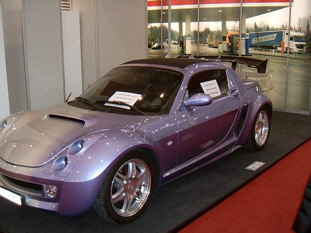 autosalon028.jpg